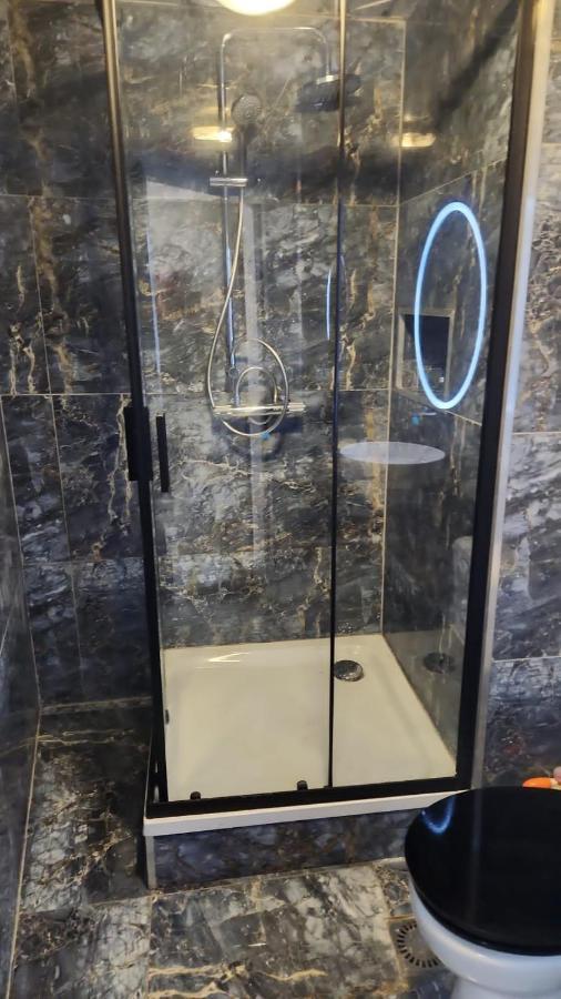 Private Room In The Centre Of ティルブルグ エクステリア 写真